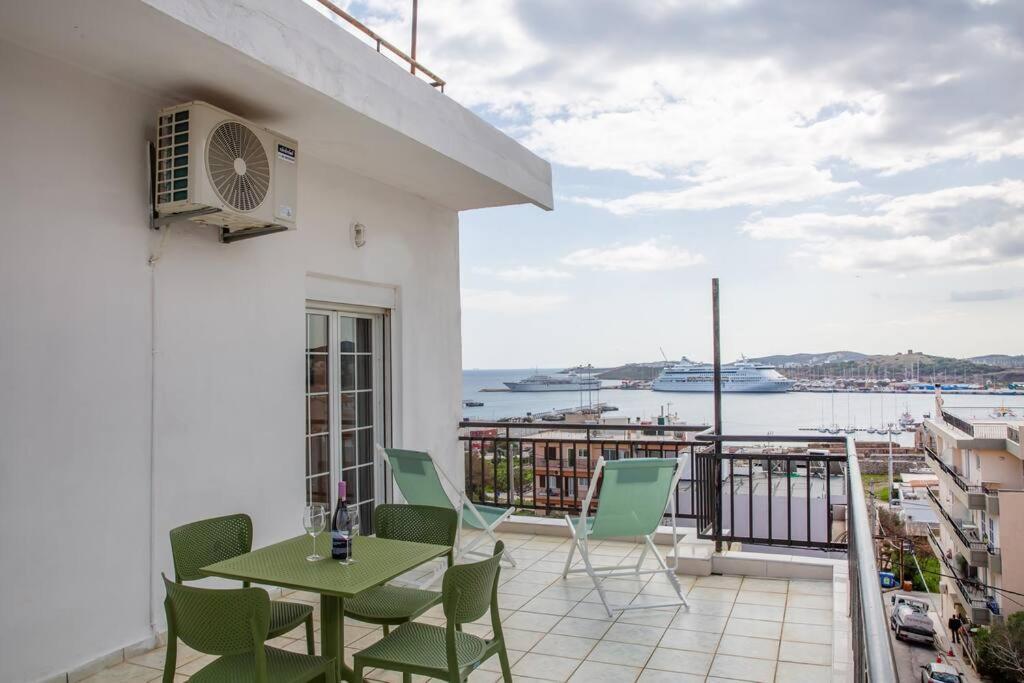 Seafront Central Apt In Lavrio 아파트 외부 사진
